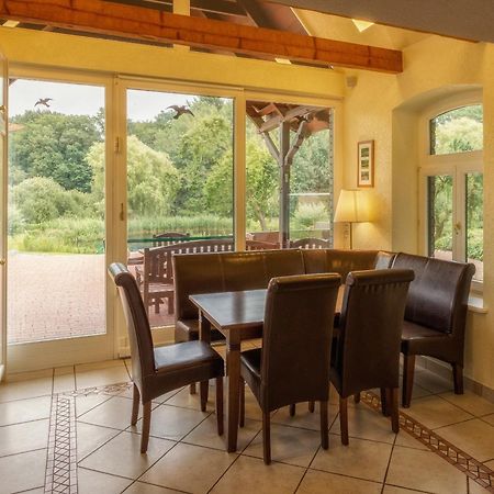 J1 Idyllisches Ferienhaus Mit Seeblick Julchendorf Zewnętrze zdjęcie