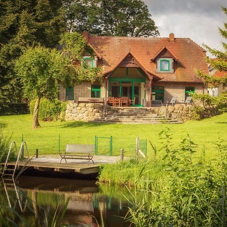 J1 Idyllisches Ferienhaus Mit Seeblick Julchendorf Zewnętrze zdjęcie