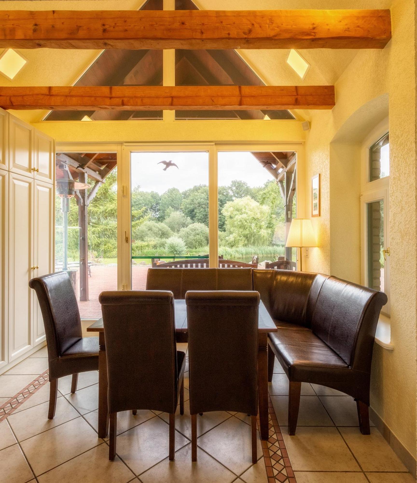 J1 Idyllisches Ferienhaus Mit Seeblick Julchendorf Zewnętrze zdjęcie