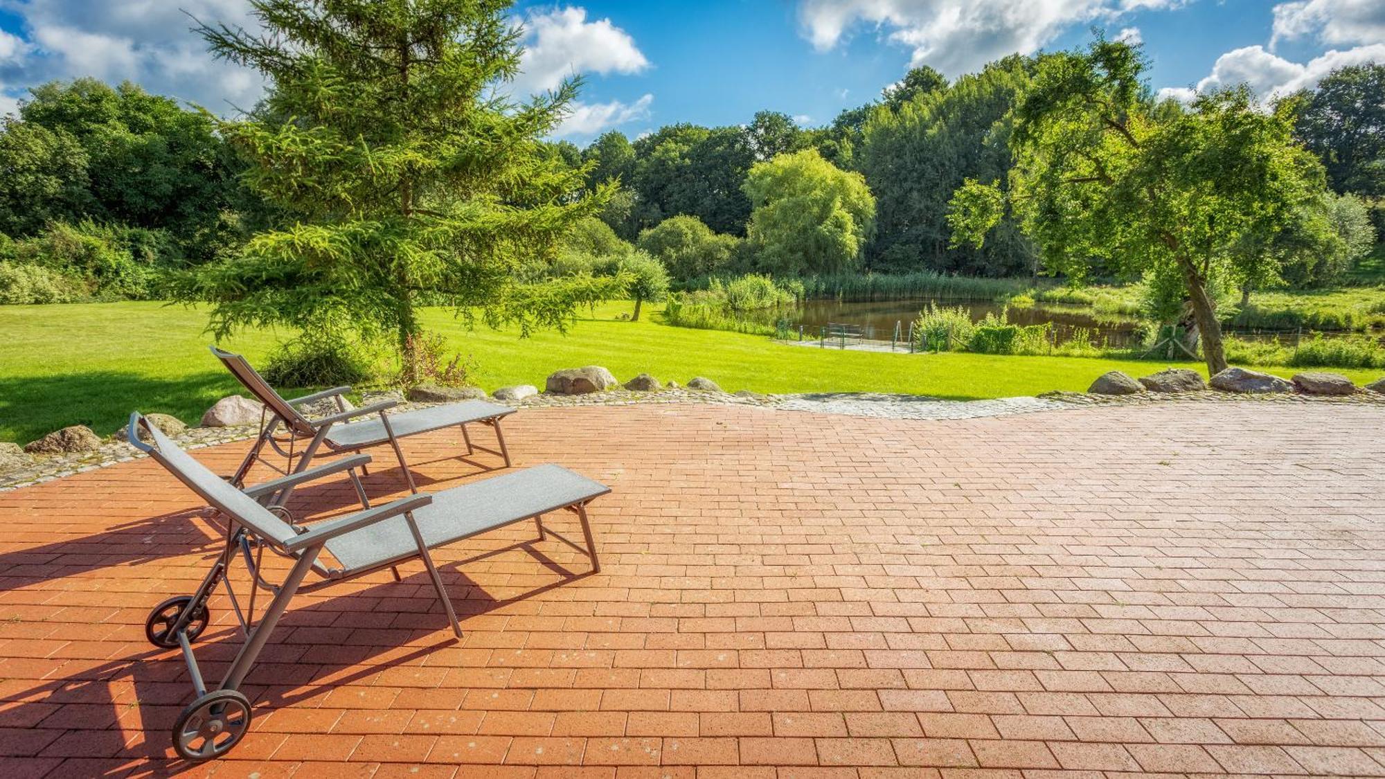 J1 Idyllisches Ferienhaus Mit Seeblick Julchendorf Zewnętrze zdjęcie