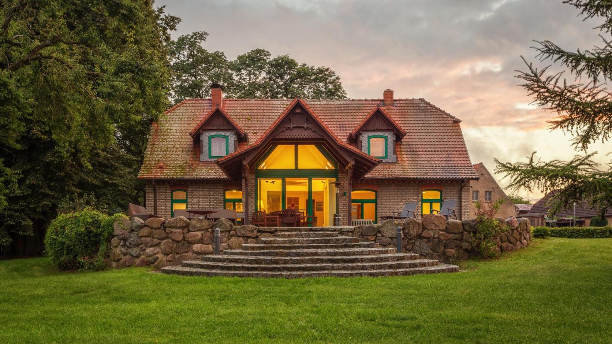J1 Idyllisches Ferienhaus Mit Seeblick Julchendorf Zewnętrze zdjęcie